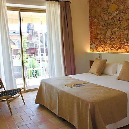 Liret Hotel 4*